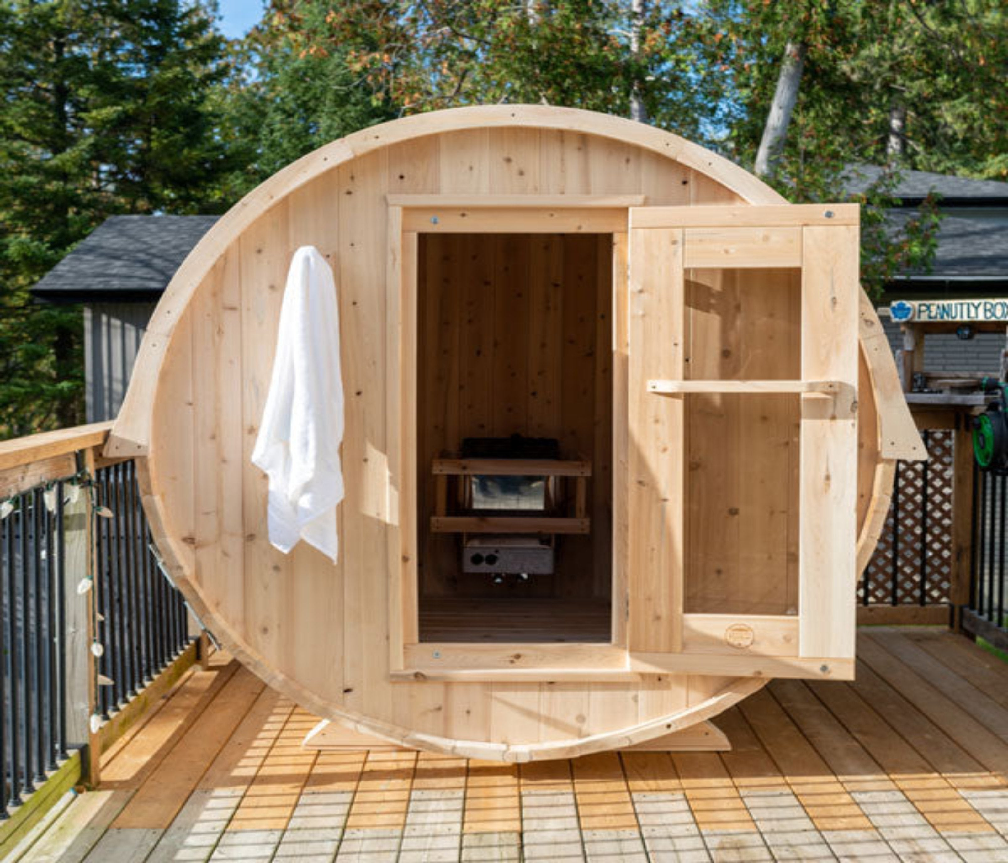 Dundalk LeisureCraft Canadian Timber Harmony Barrel Sauna CTC22W