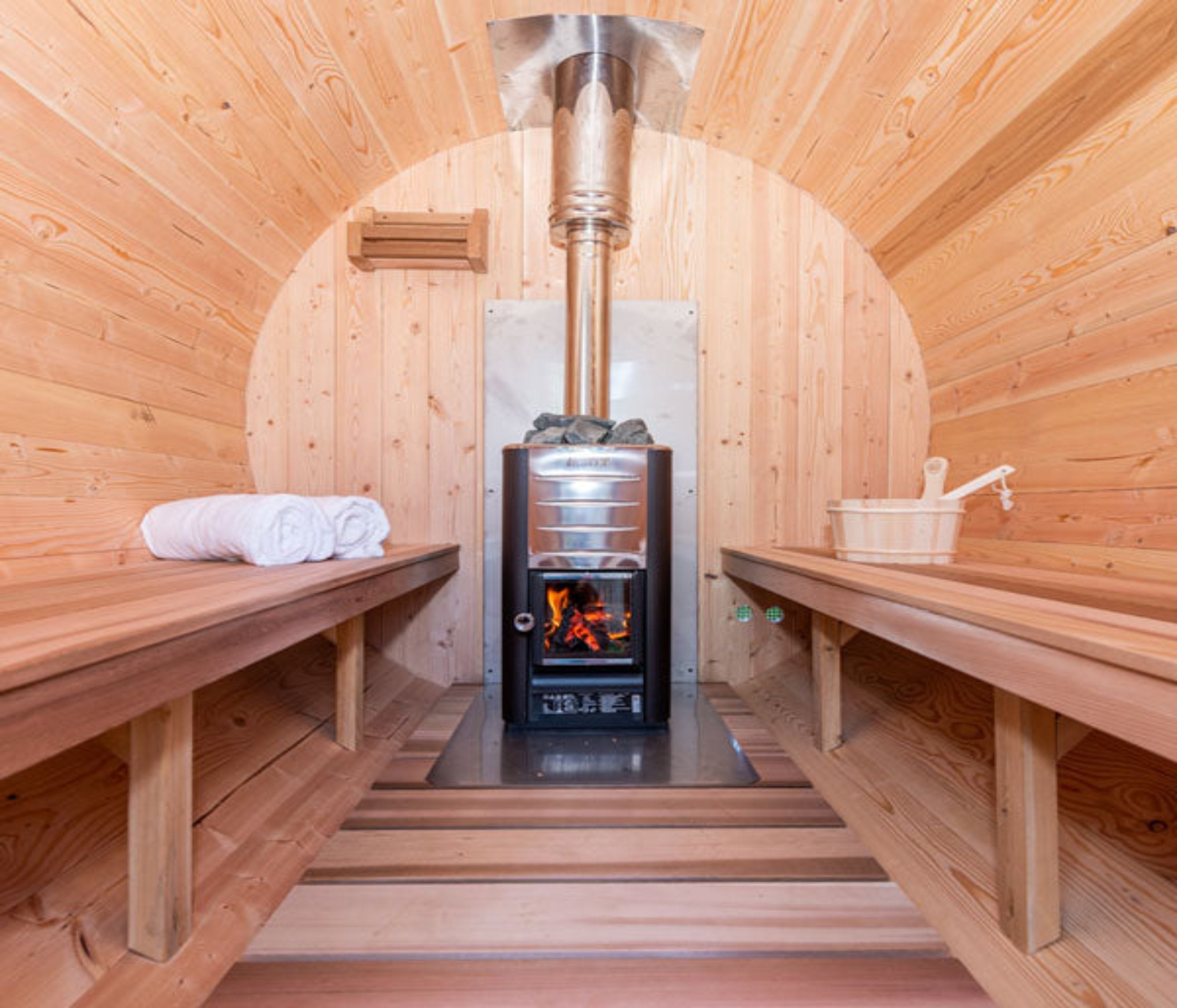 Dundalk LeisureCraft Canadian Timber Harmony Barrel Sauna CTC22W